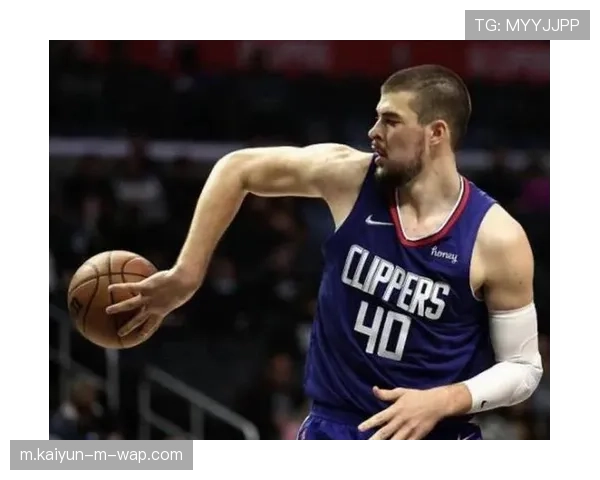 快船防守端缺乏有效护框 祖巴茨离队导致内线屏障缺失