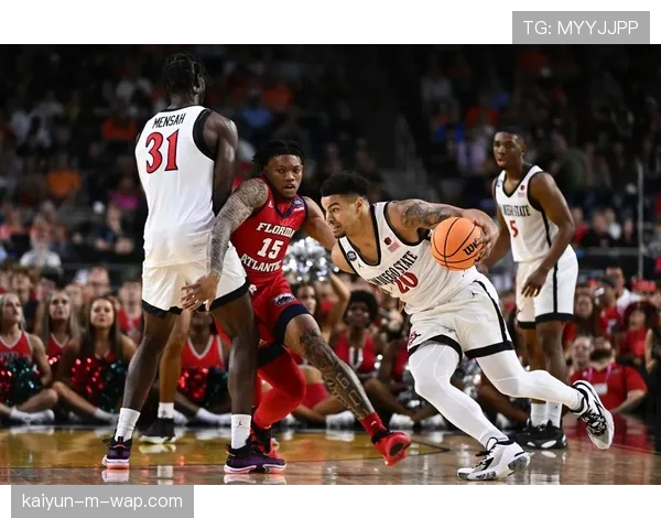 热火客场战绩与防守稳定性关联 善于控场球队在客场的执行力分析 热火客场战绩与防守稳定性关联 善于控场球队在客场的执行力分析