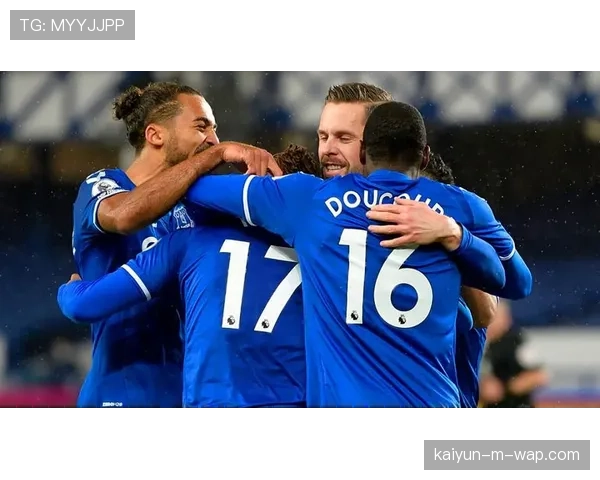 埃弗顿凭借严密防守组织逼平曼城,戴奇务实风格收获一分 埃弗顿凭借严密防守组织逼平曼城,戴奇务实风格收获一分